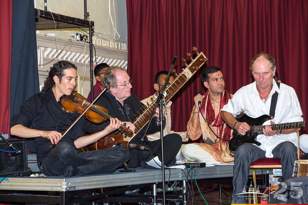 211A4379 copy - ©1987-2017 SKS Swaminarayan Temple East London